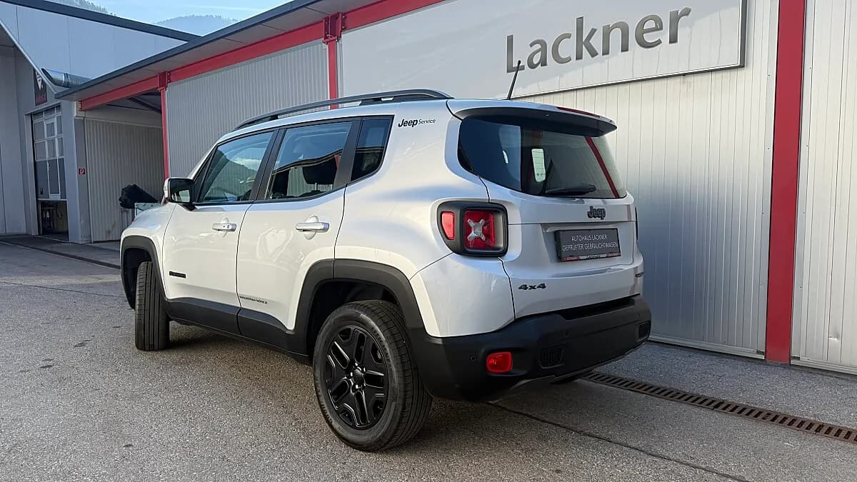 Jeep Renegade 2,0 MultiJet II 120 Night Eagle AWD – Bild 2