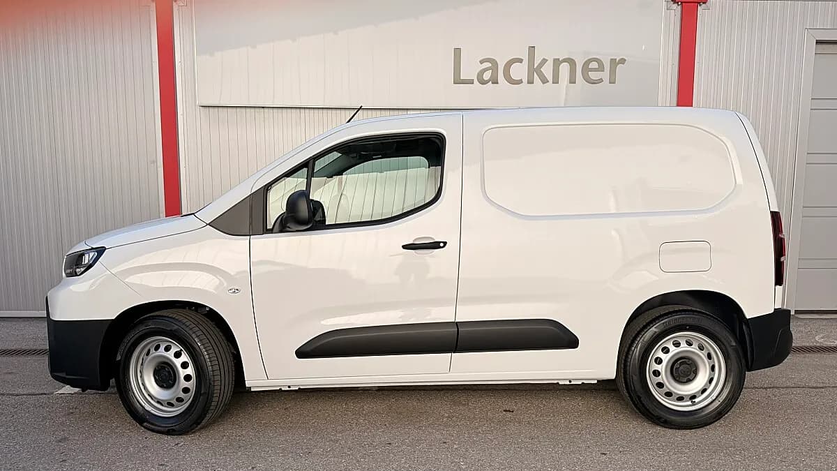 Toyota Proace Pro Ace City Kasten Electric 50kWh L1 Meister Transporter / Kastenwagen – Bild 3