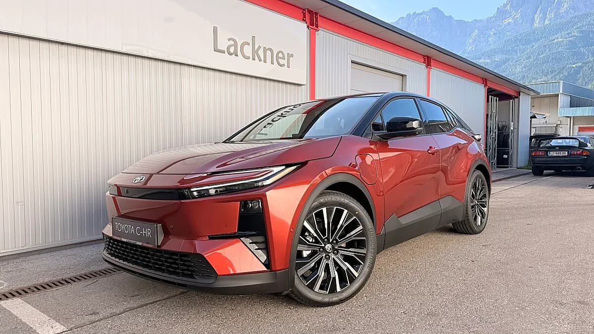 Toyota C-HR+ Elektro 77kWh AWD Lounge – Bild 1